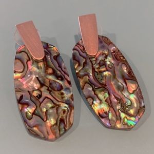 Kendra Scott Aragon gold drop earrings